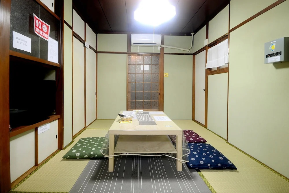 Samurai Apartment
