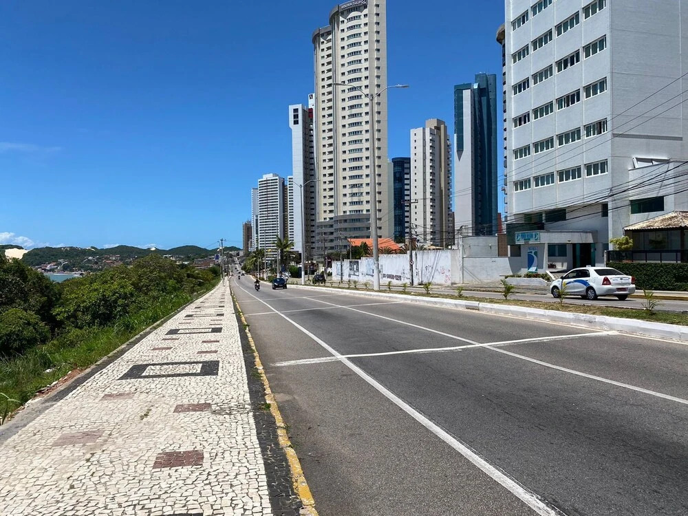 PONTA NEGRA FLAT APART