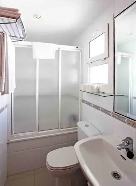 Apartamentos La Proa