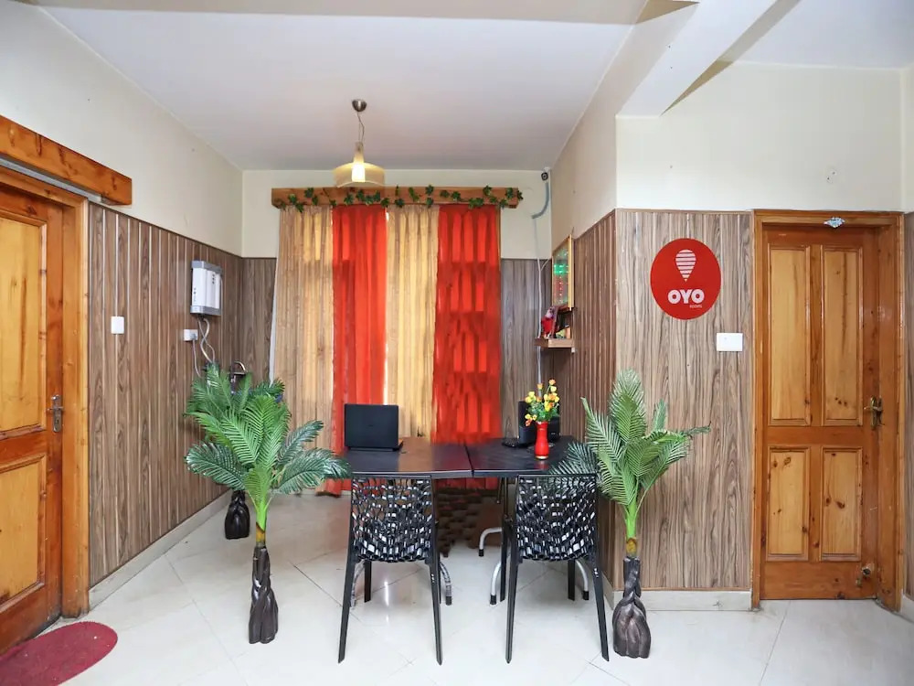 OYO 9483 Himalayan Ecstacy Cottages