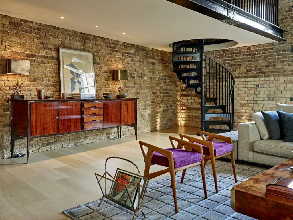 One of a Kind Victorian Luxury Loft in Clerkenwell