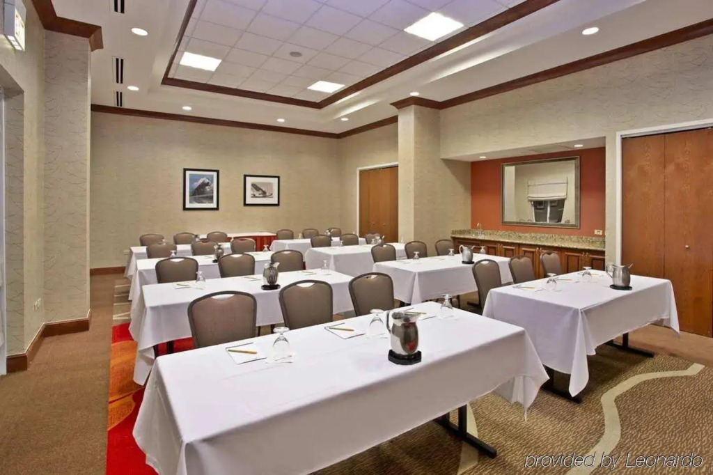 Hilton Garden Inn Chicago/Midway Airport