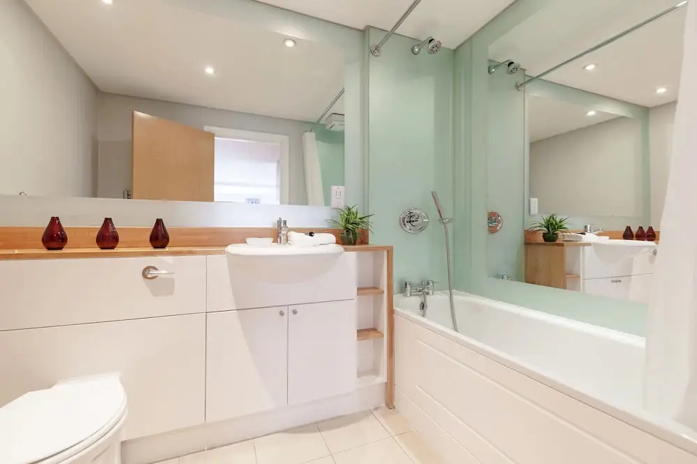 Marina Place by Roomspace Apartments