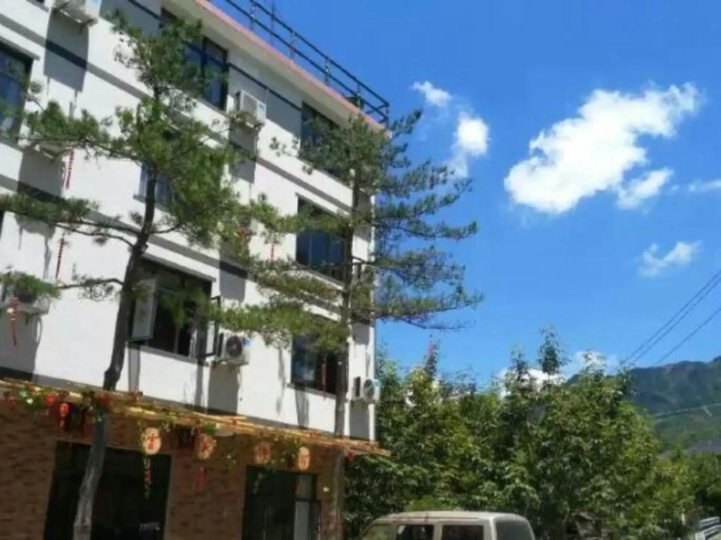 Yunjian Xiangsu Inn