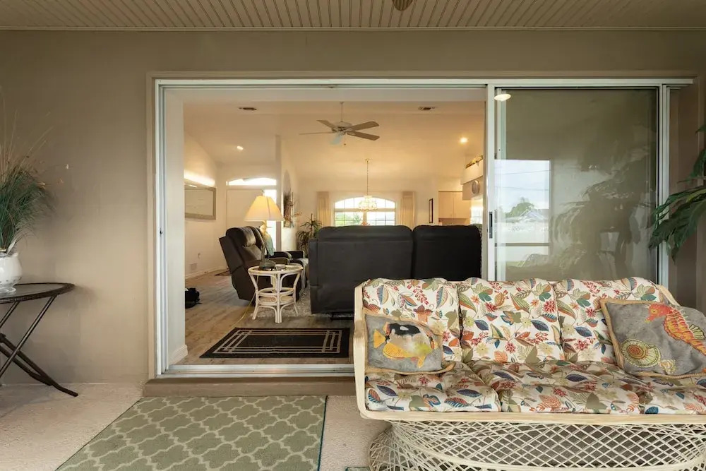 Sunshine Manor ~ Fenced in Backyard ~ Family Home