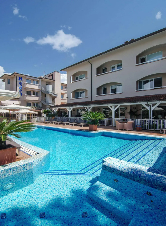 Hotel Eden
