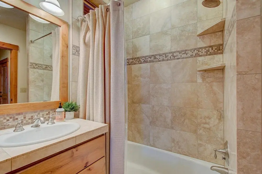 Coopers Collection 13 - Lowell Avenue Getaway