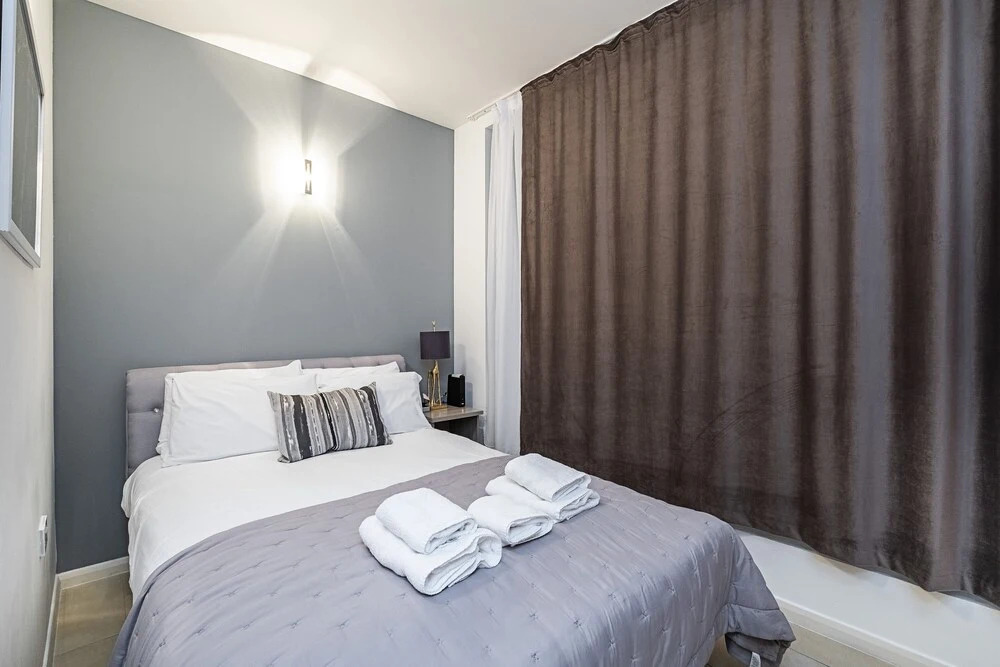 Laystall Apartment by Flexystays