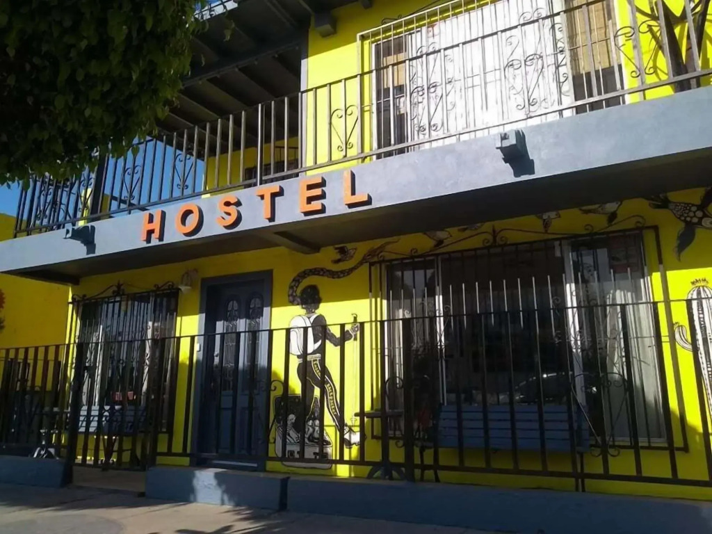 Ensenada Backpackers