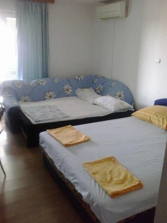 Apartments Divna