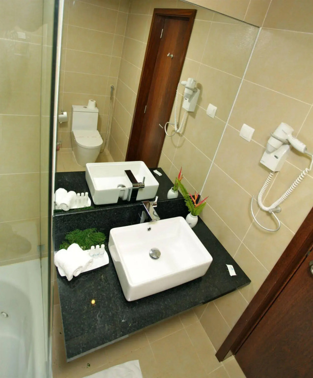 Skyna Hotel