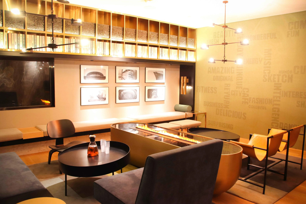Hutong Crossroads Inn--Xinghaiqi Holiday Hotel
