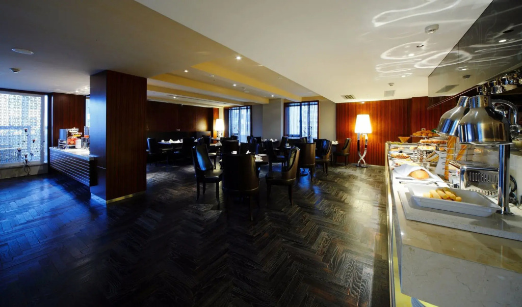 DW Hotel
