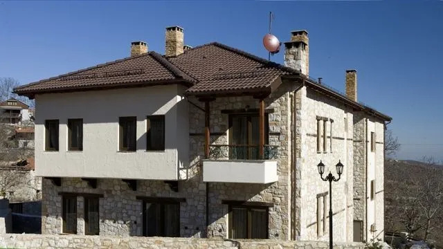 Alseides, The Home Experience