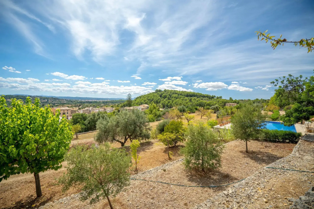 CAN PULIT finca romántica para 2 con piscina y vistas en Selva Mallorca