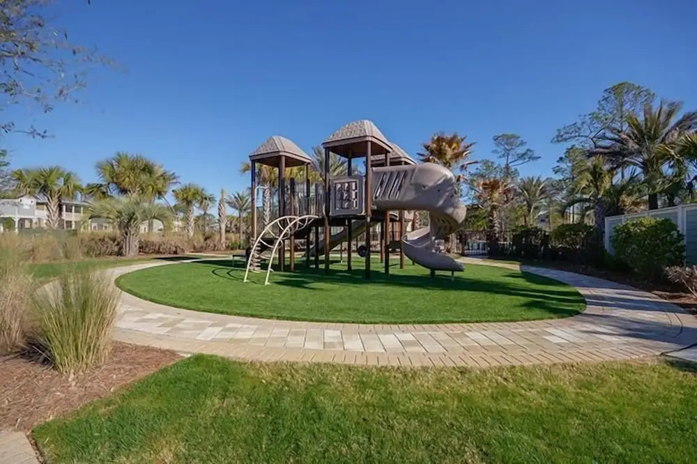 WHITE SAND REUNION 5 Bedroom Holiday Home by Five Star Properties