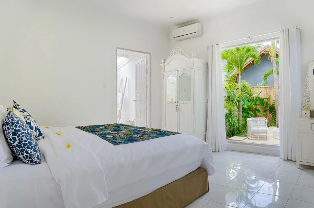 Villa Pantai Indah