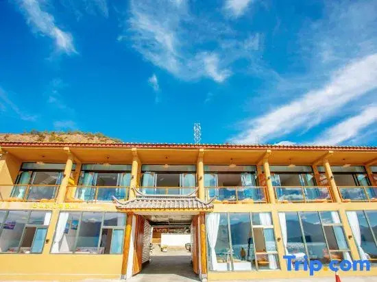 Lugu Lake Shanshuijian · Lake View Homestay (Dazu Pier)