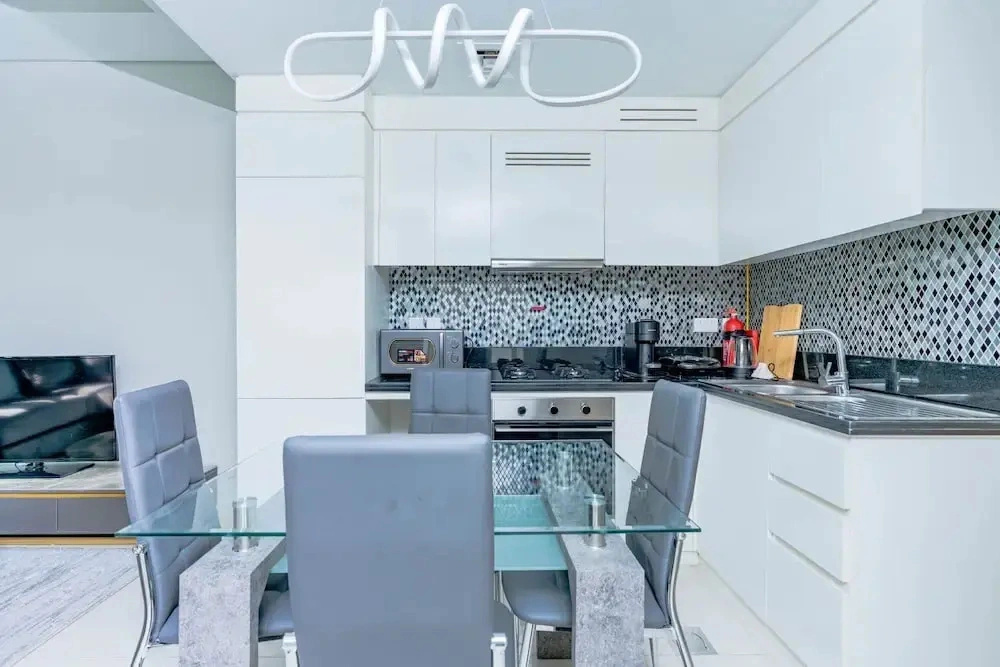 Lavish-luxury facilities in Aykon city