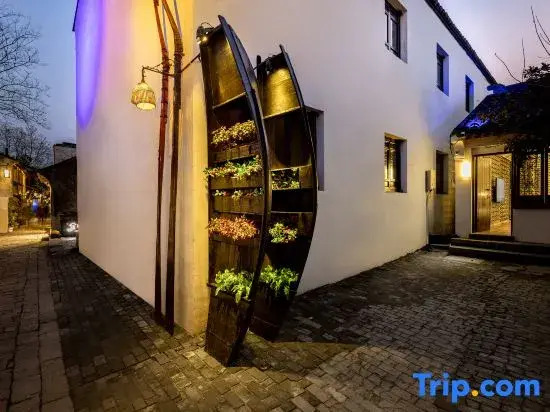 Yueyue Space Homestay (Zhouzhuang Ancient Town)