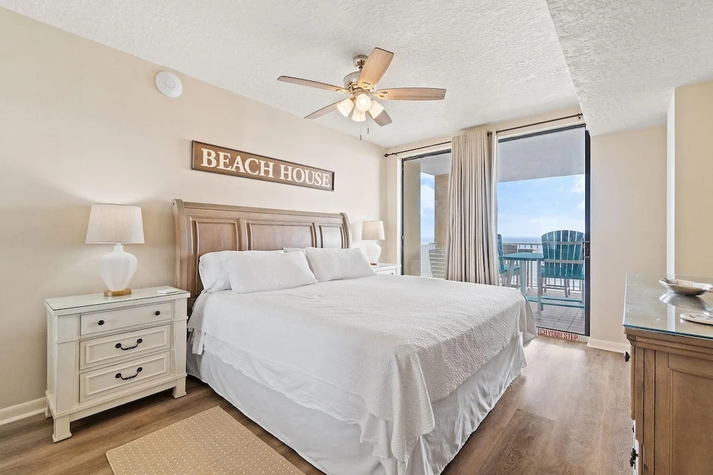Romar Place 1002