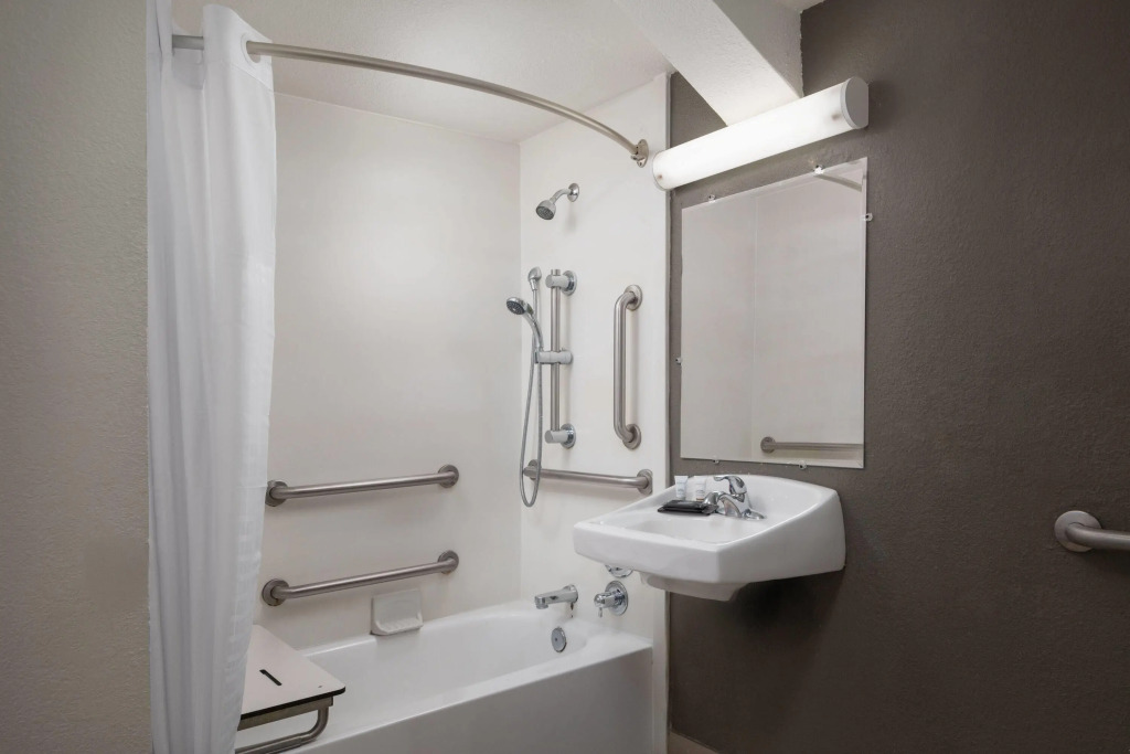 La Quinta Inn by Wyndham Omaha West