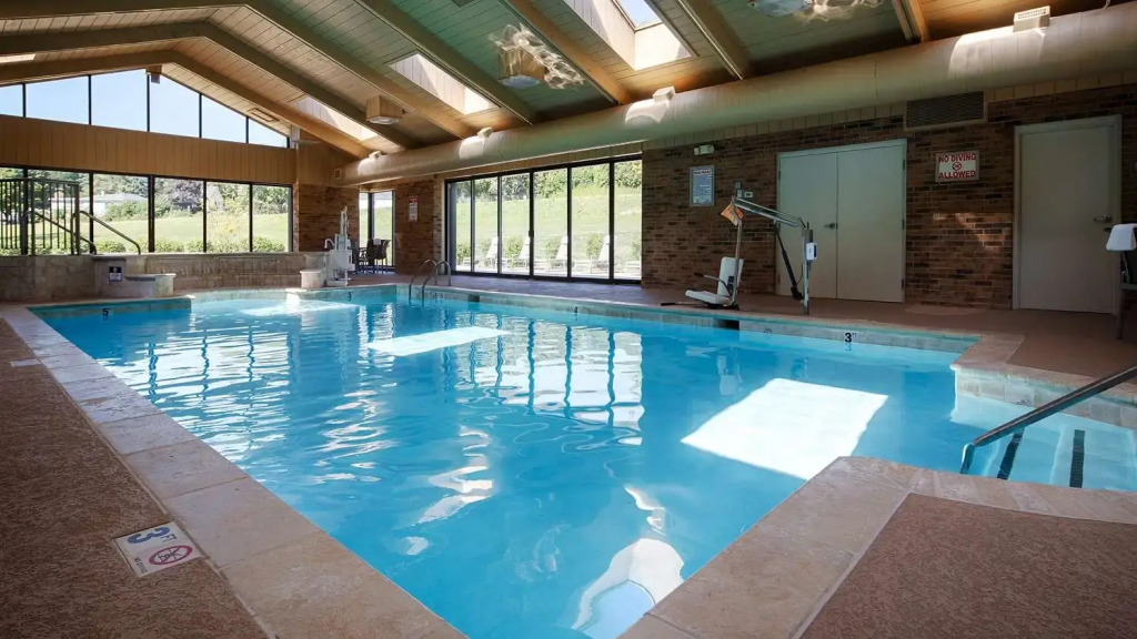 Antioch Hotel & Suites