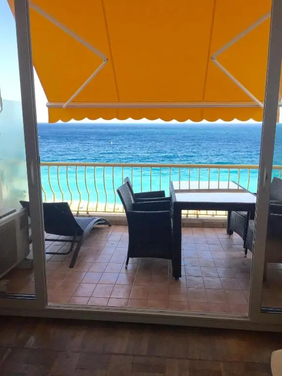 Beachfront apartment Promenade Des Anglais
