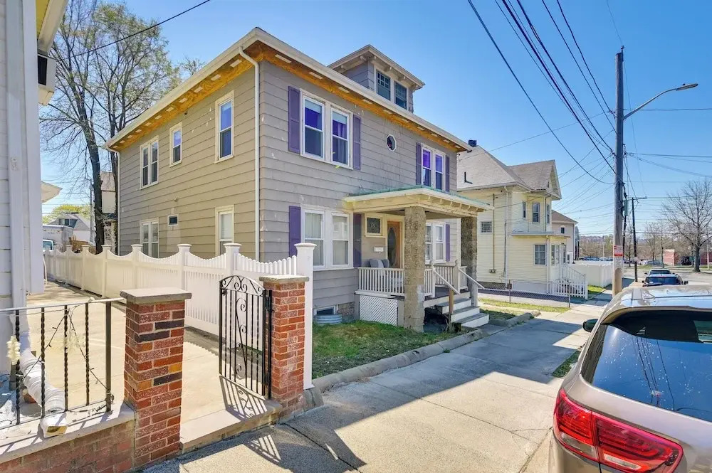 Revere Vacation Rental Near Mbta ~ 7 Mi to Boston!
