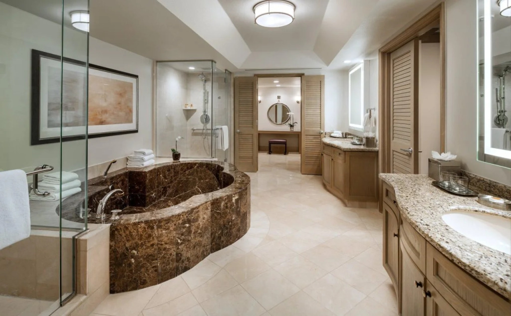 The Canyon Suites at The Phoenician, Luxury Collection