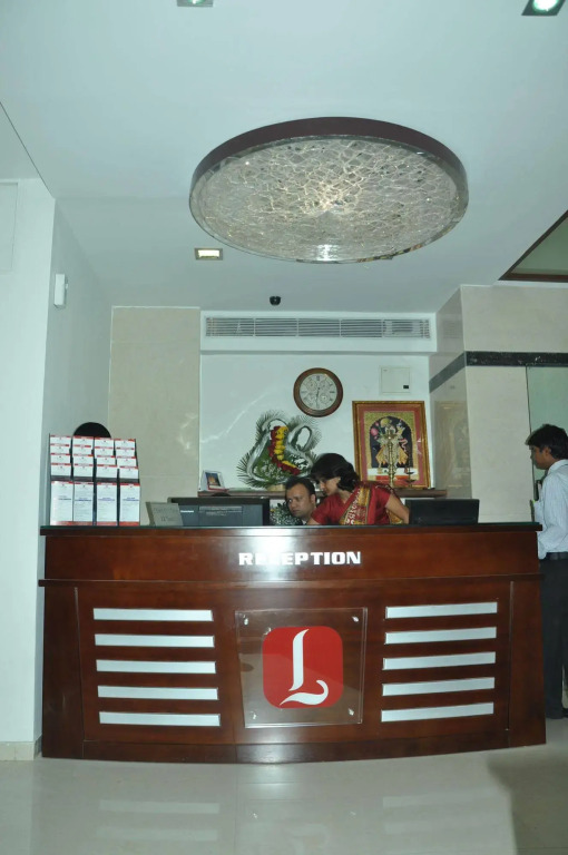 Parker Lords Eco Inn Ahmedabad