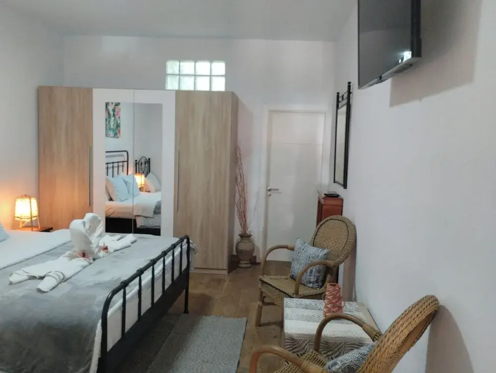 La Casita Fataga Sleeps 4 With Garden
