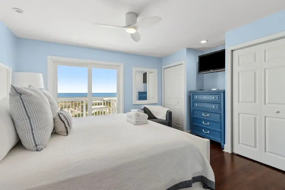 Charming Family Retreat w/ Ocean View Sandpiper Loop - 95076