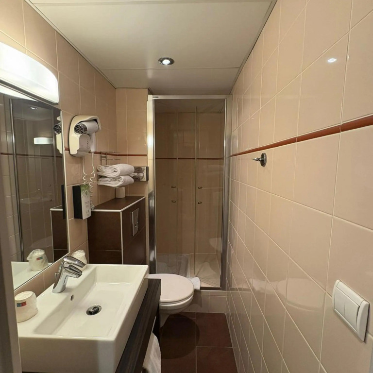 Kyriad Hotel Dijon Centre Gare