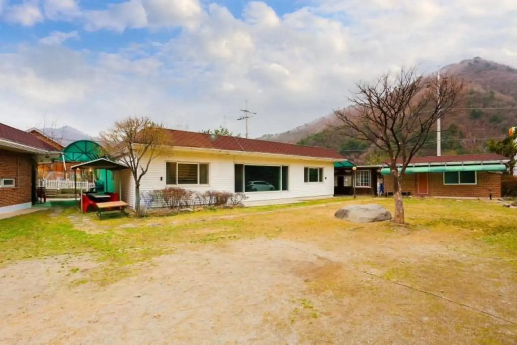 Gapyeong Dolmaru Pension(돌마루 펜션)