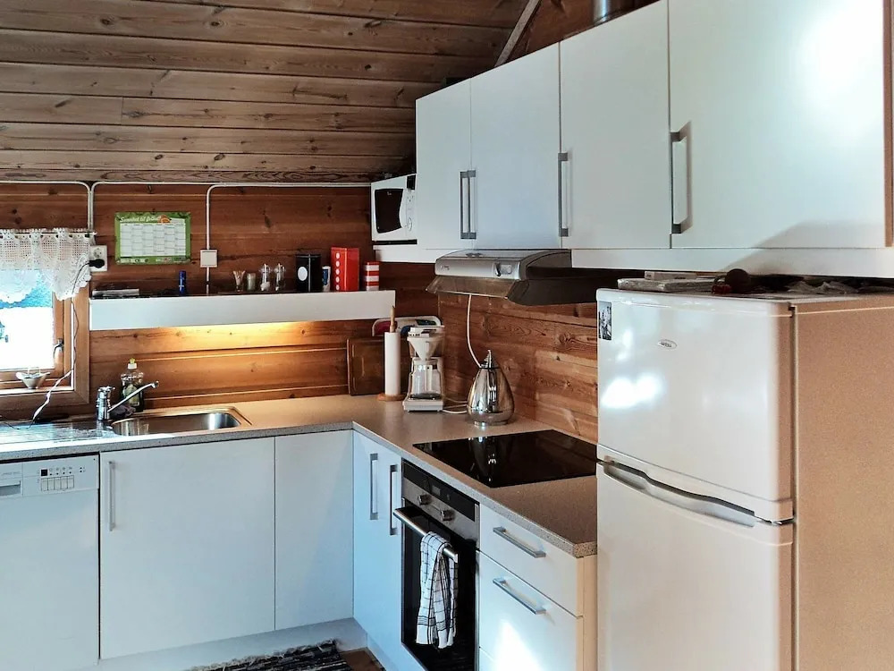 6 Person Holiday Home in Lyngdal