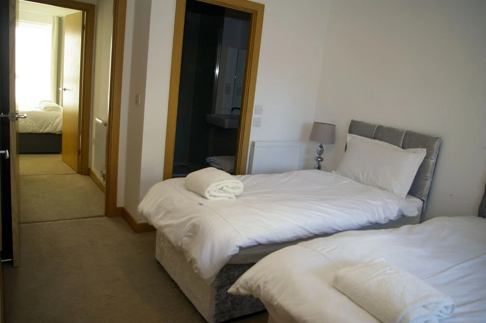 Ramsey Lodge 2-Bedroom Flat