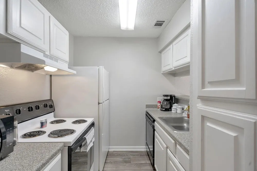 Lovely Midland Getaway With Fitness Center