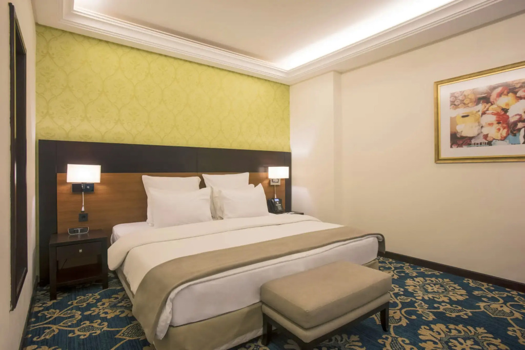 Corp Amman Hotel