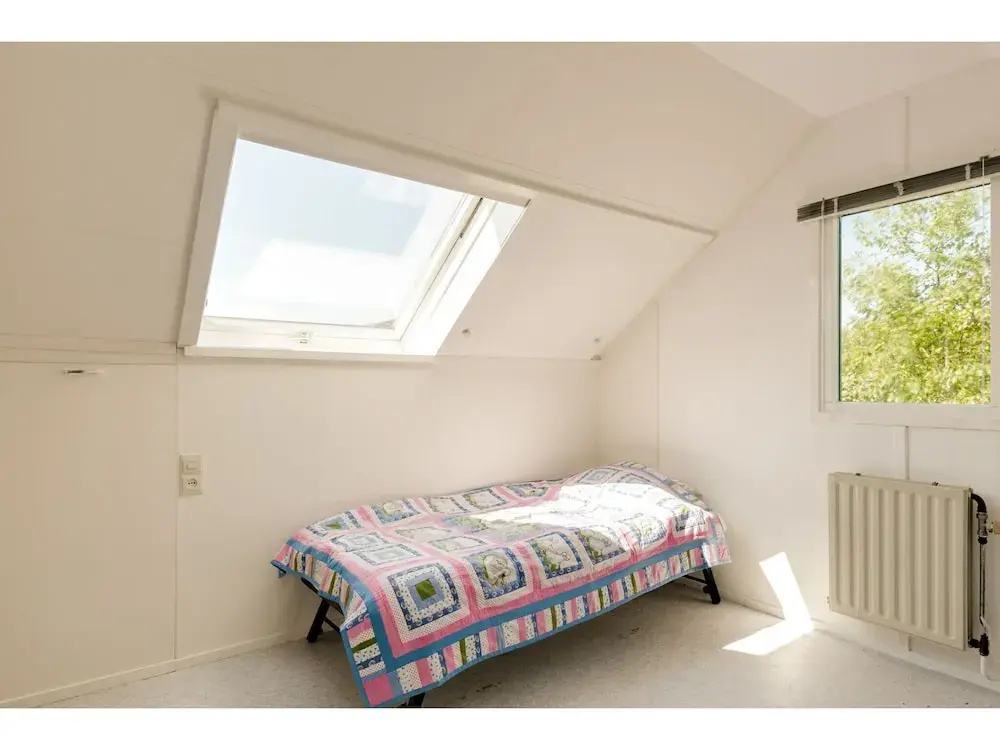 Secluded Holiday Home in Julianadorp With Garden