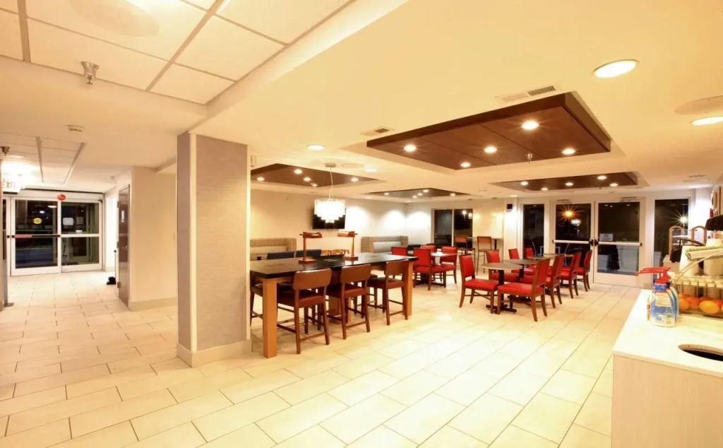 Holiday Inn Express & Suites Chattanooga-Hixson by IHG