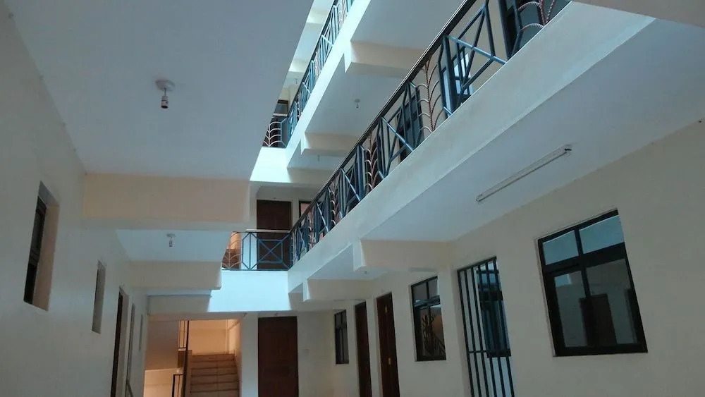 Ngara Riverside Lodge