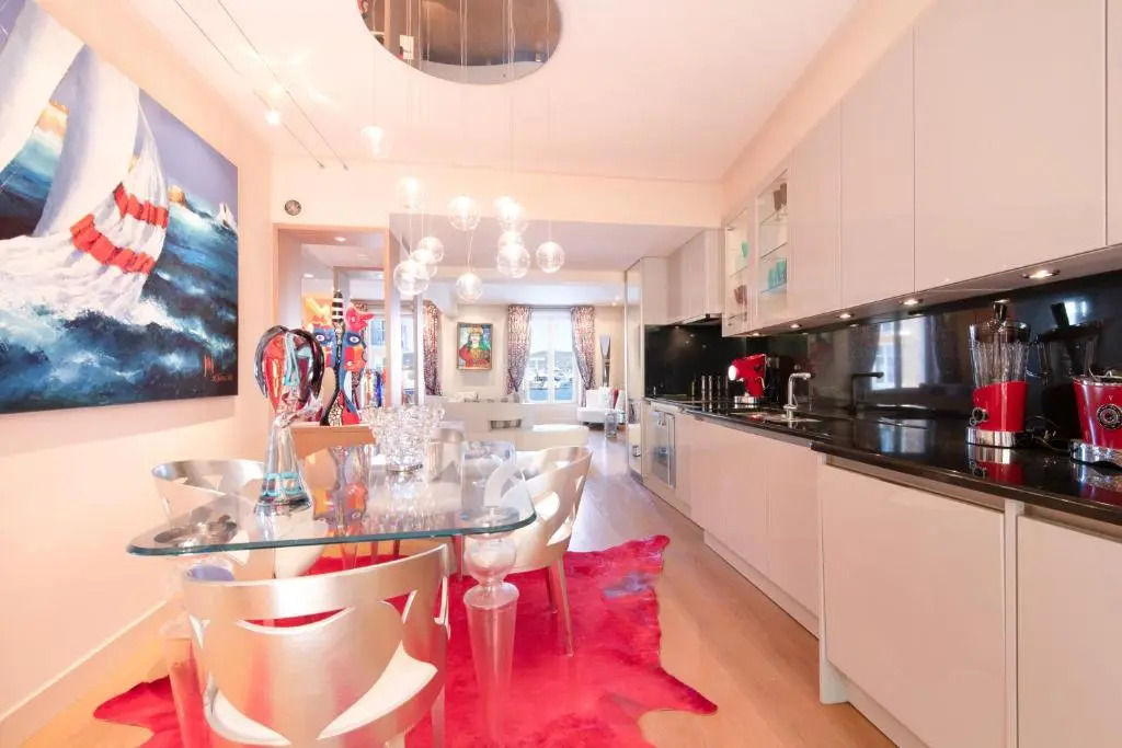 RARE! Appartement, 100m2, Climatisé - Port de Saint-Tropez