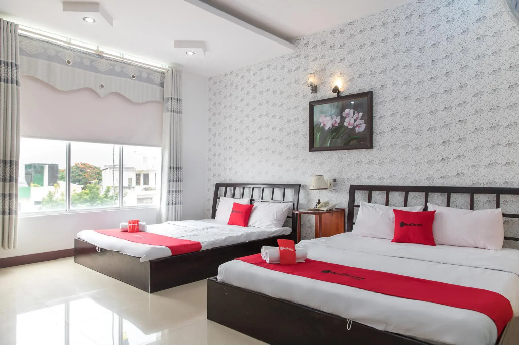 Ken Hotel