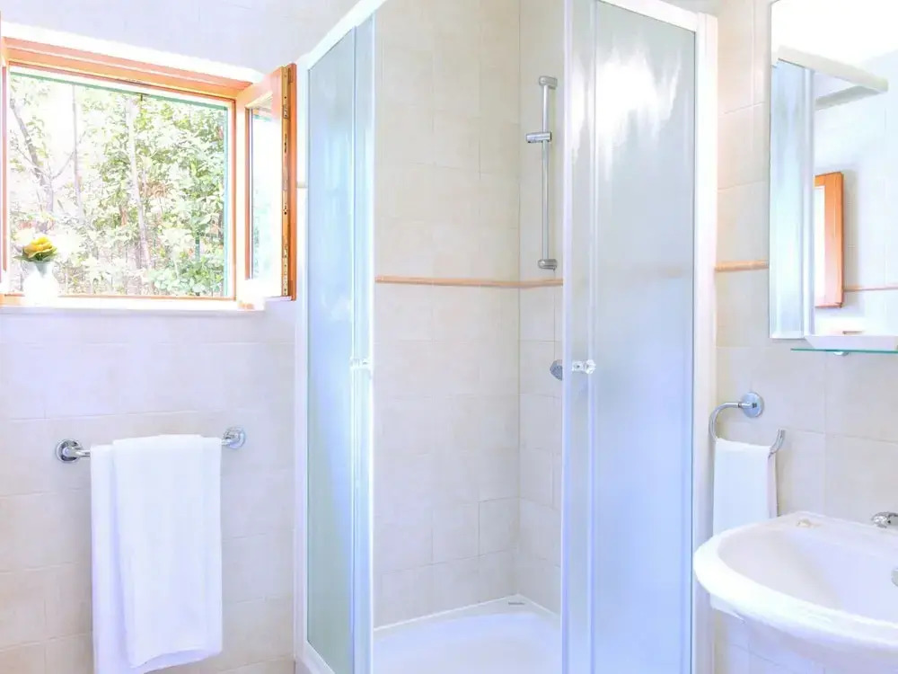 Charming Villa With Spacious Rooms and Private Swimming Pool in the Lavender Island of Hvar