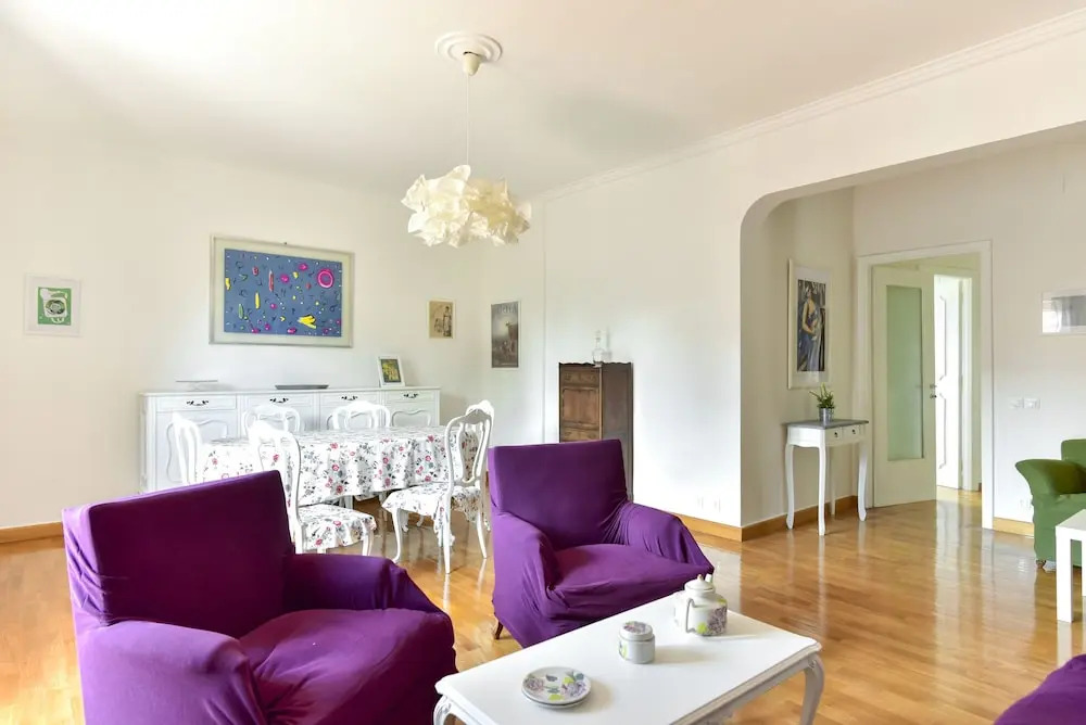 Bright Apartment with Terrace