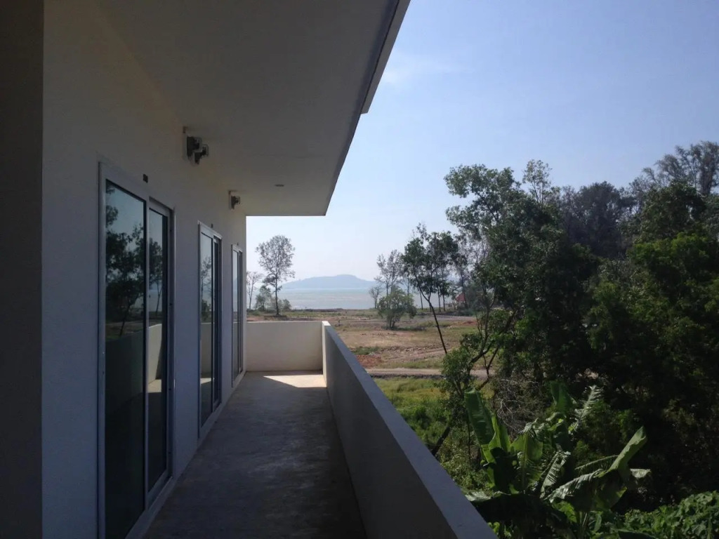 Arun Seaview Apartment