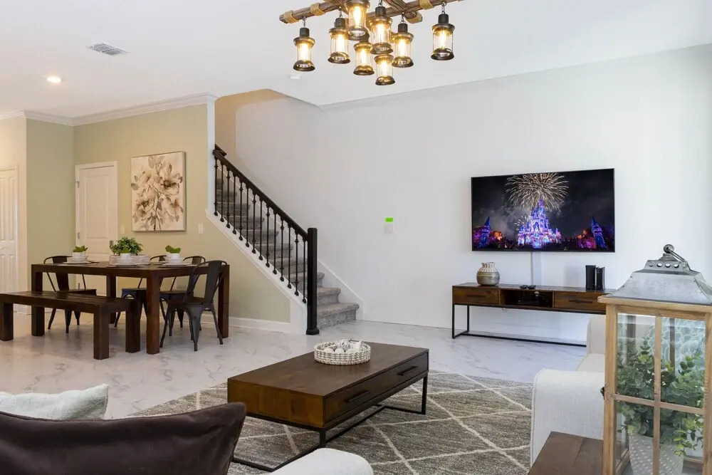 Gorgeous 5 Bd w/ Pool Close to Disney @ Champions Gate 948