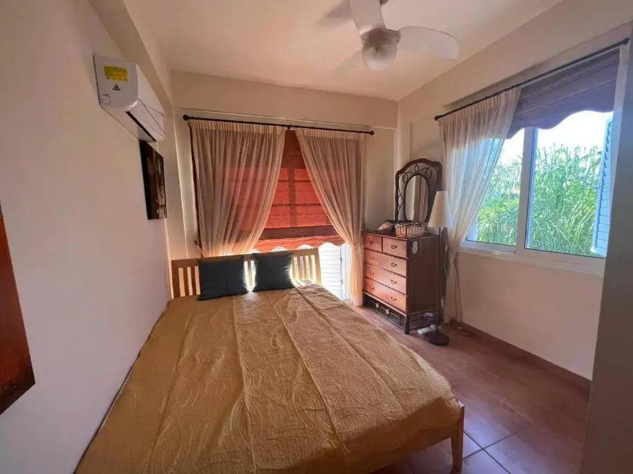 3bdr villa-pool/700m from a blue flag beach