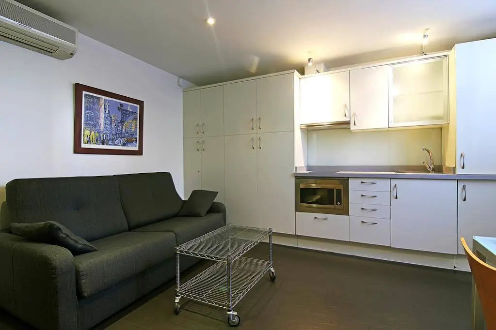 Classbedroom Born Apartments